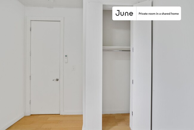 Foto del edificio - Room in Shared 4 bed/2 bath home
