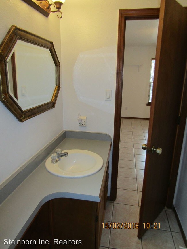 Building Photo - 3 br, 2 bath House - 725 Homestead Circle