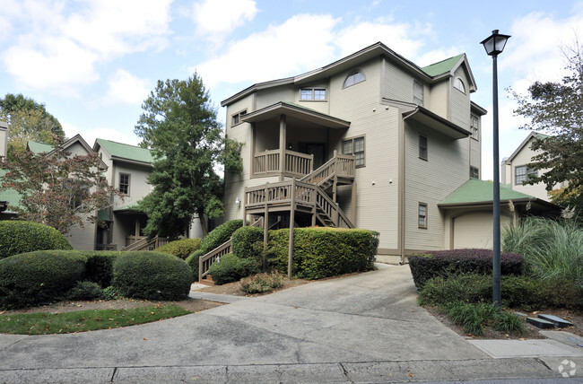 Building Photo - Fairview Bluff Apartments
