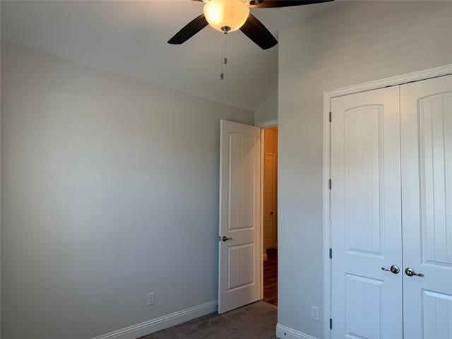 Building Photo - 482 Prairie View Dr