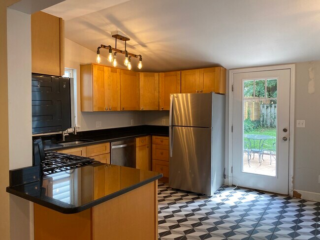 Foto del edificio - 1507 W 36th St