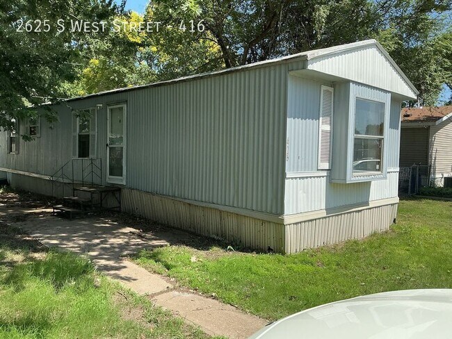 Foto del edificio - 2625 S West St
