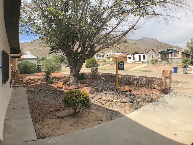 Foto del edificio - 2418 Pittsburg Ave