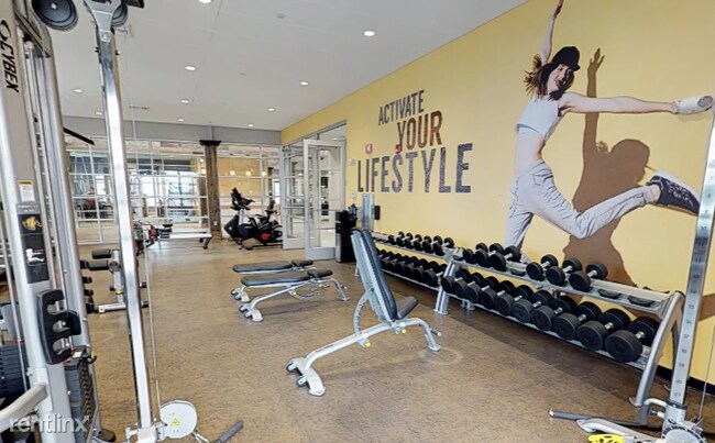 Foto del edificio - Studio, 1 bath Apartment - 6 Crown Dr Unit 37