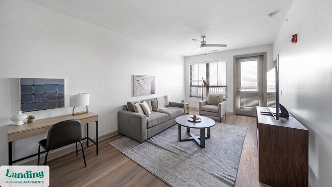 Foto del edificio - 5811 Main St