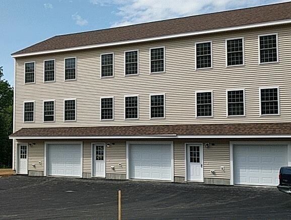 Primary Photo - 27 Eagle Ridge Rd