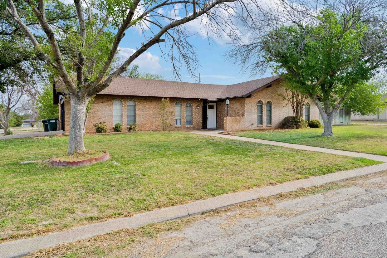 Building Photo - 13 Nighthawk Trail