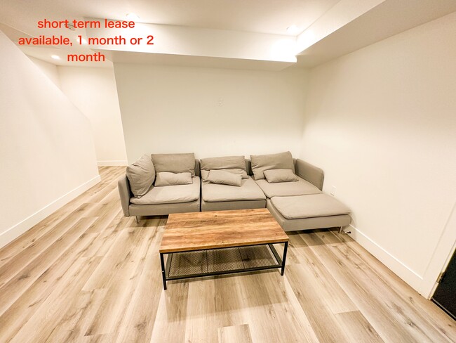 Foto del edificio - 1188 W 37th Dr