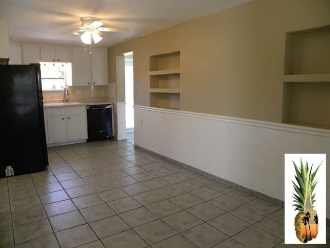 Building Photo - 135 Virginia Ct