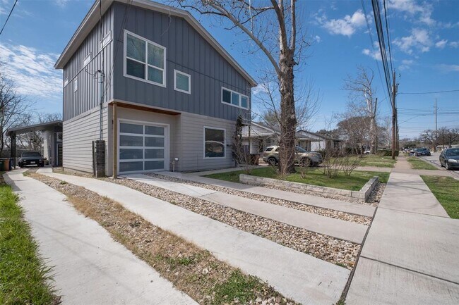 Foto del edificio - 4707 Leslie Ave