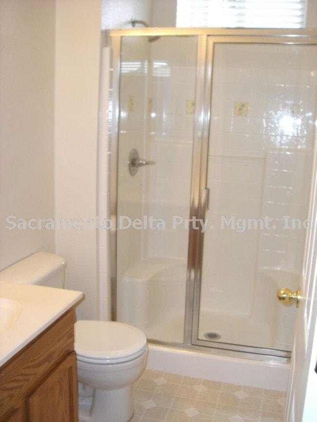 Foto del edificio - 179 Cashman Cir