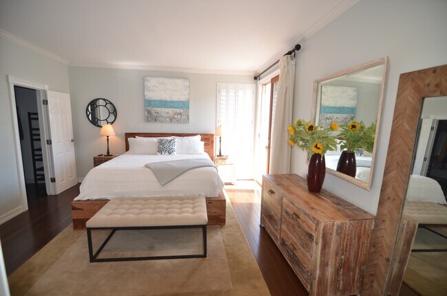 Building Photo - 33 4th Ct