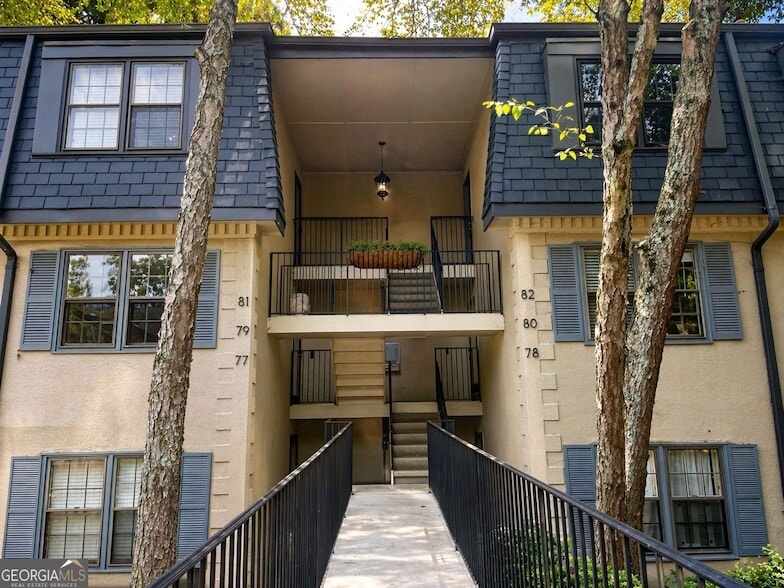 Photo - 82 Montre Square NW Unit