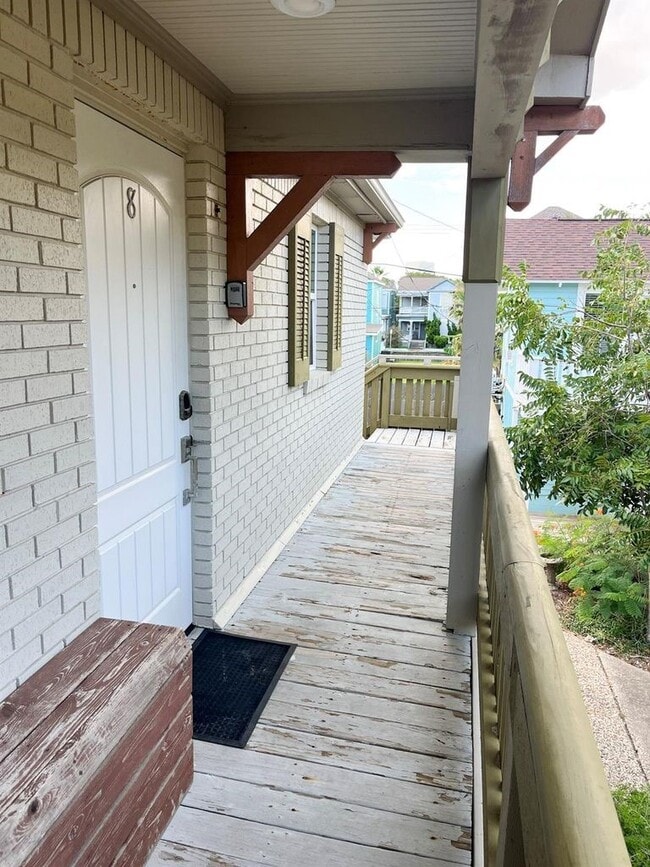 Building Photo - 1820 Avenue O 1/2