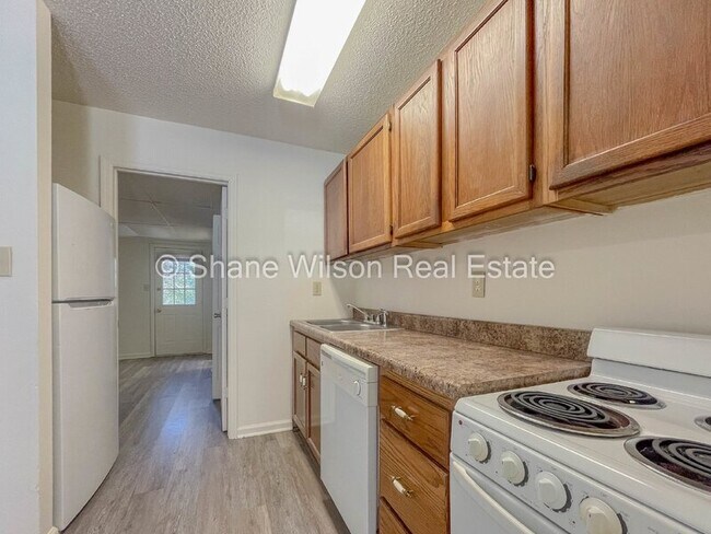 Foto del edificio - 3356 Steeple Cir NE