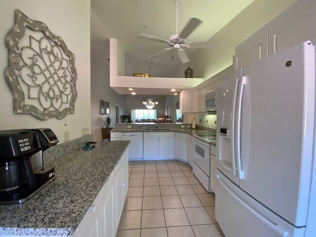 Foto del edificio - 6730 Beach Resort Dr. 1710 - Laurie