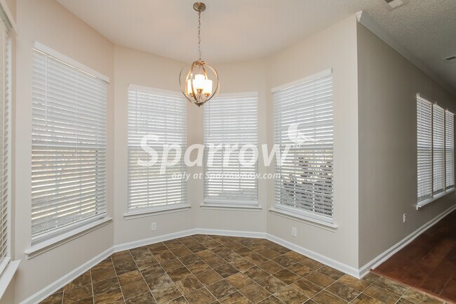 Building Photo - 137 Dannyn Grove Ct