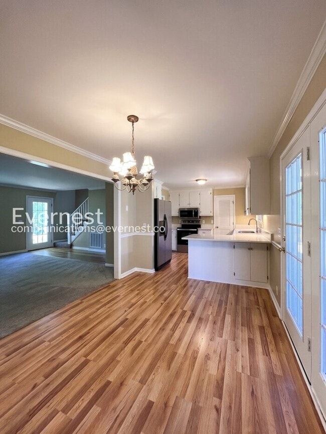 Building Photo - 1203 Countryside Dr