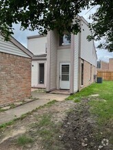 Building Photo - 11514 Bellerive Dr