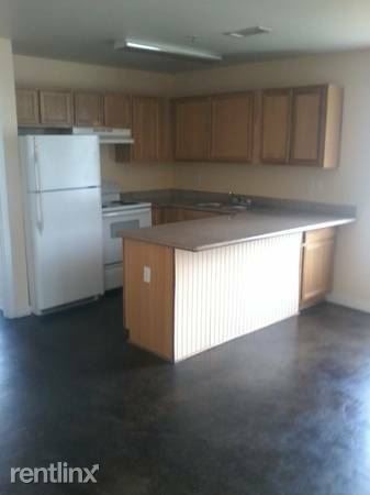 Building Photo - 2 br, 1 bath Apartment - 350 West Bury Glen