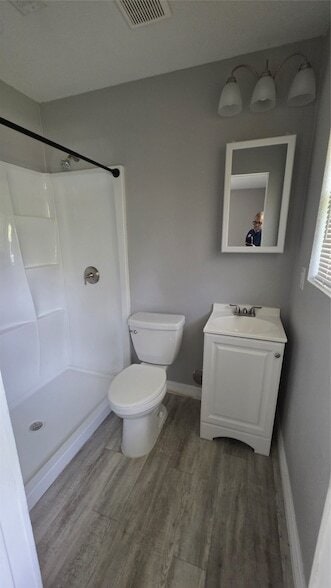 Building Photo - 1102 Lorrie Dr