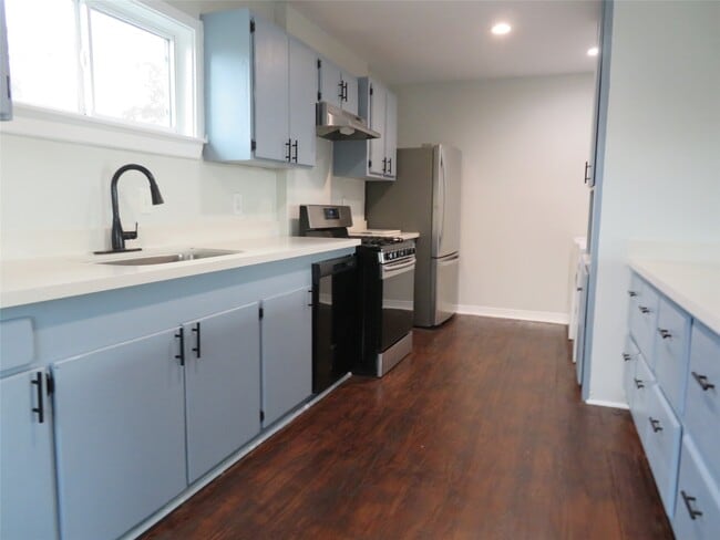 Foto del edificio - 5014 Walker St