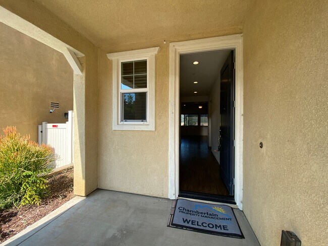 Foto del edificio - Great 3 Bedroom Home in Fallbrook!
