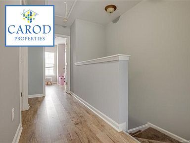Building Photo - Concord Tri Level Four Bedroom Townhome