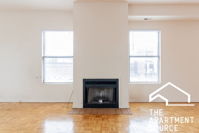 Building Photo - 3751 N Halsted St