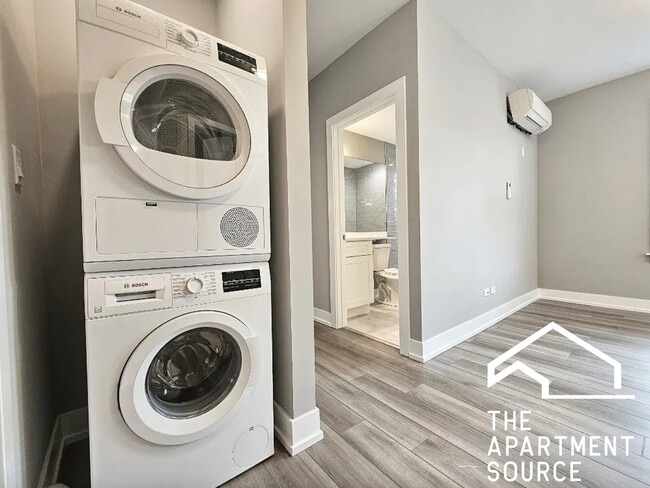 Foto del edificio - 3953 N Janssen Ave