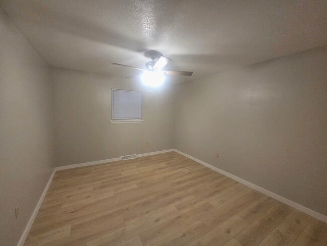 Foto del edificio - 2034 S Barcliff Ave