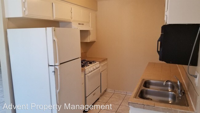Foto del edificio - 723 N Grape St