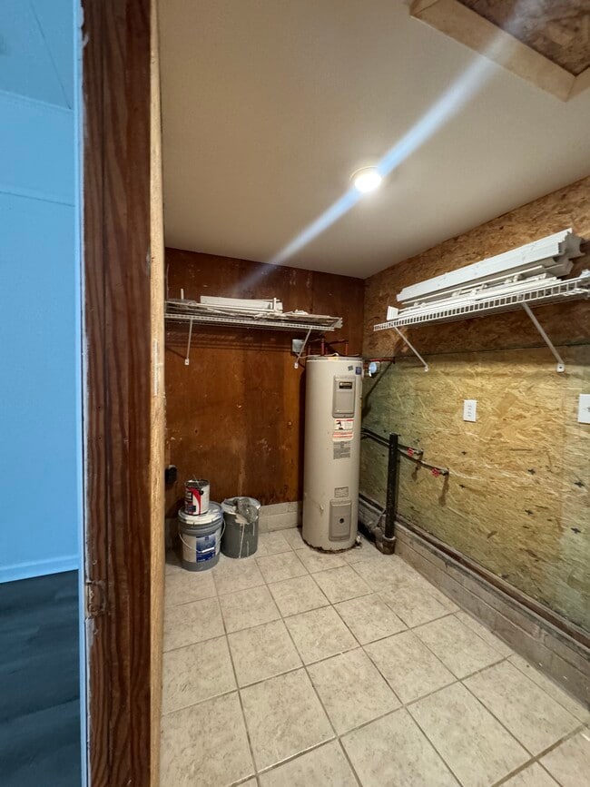 Foto del edificio - 1905 Charlton Dr