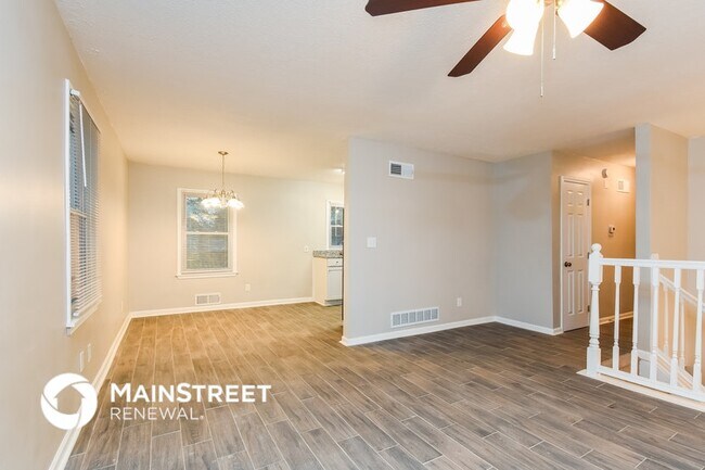 Building Photo - 8807 Crown Ct
