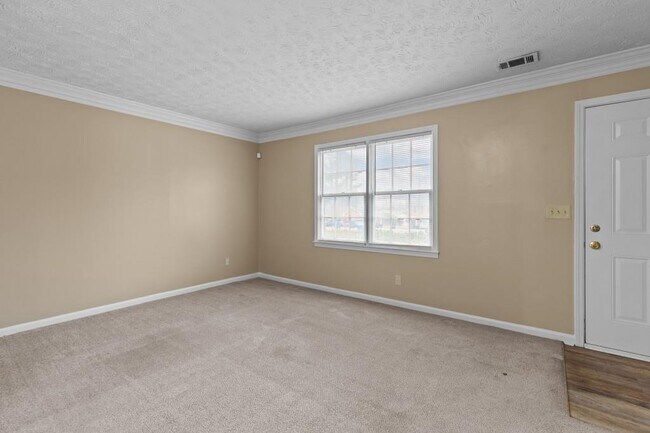 Foto del edificio - 375 Dixie Ct