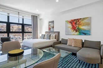 Building Photo - 1414 Grand St