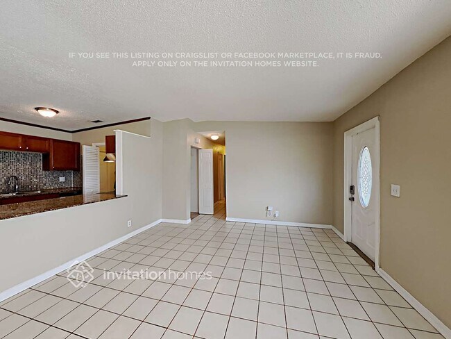 Foto del edificio - 319 SW 76th Terrace