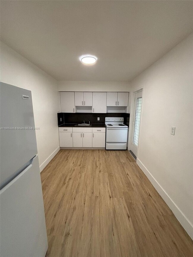 Foto del edificio - 1018 NW 2nd St