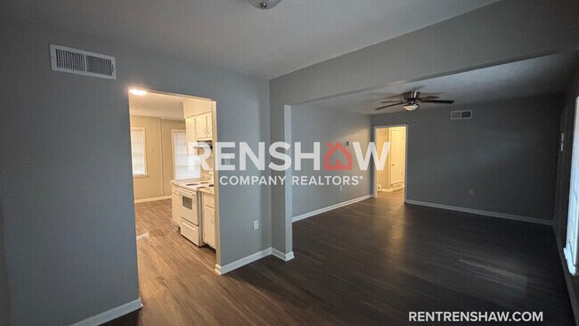 Building Photo - 5195 Yale Rd