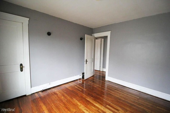 Building Photo - 1468 Wyandotte Ave