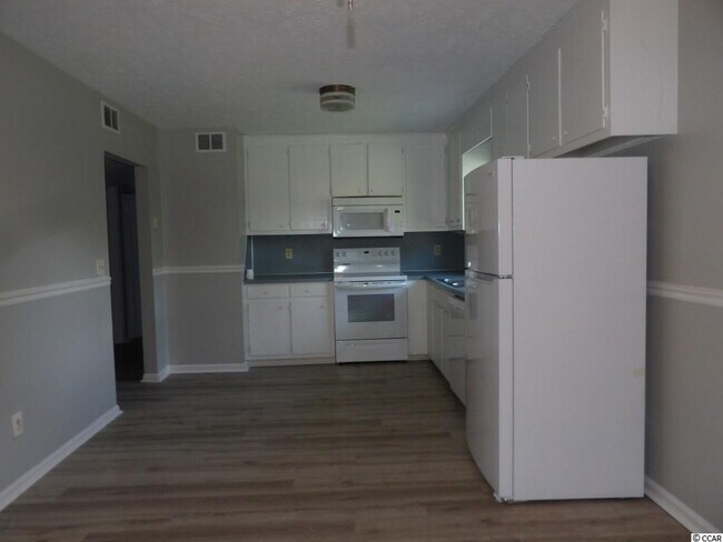 Building Photo - 620 Kristen Cir