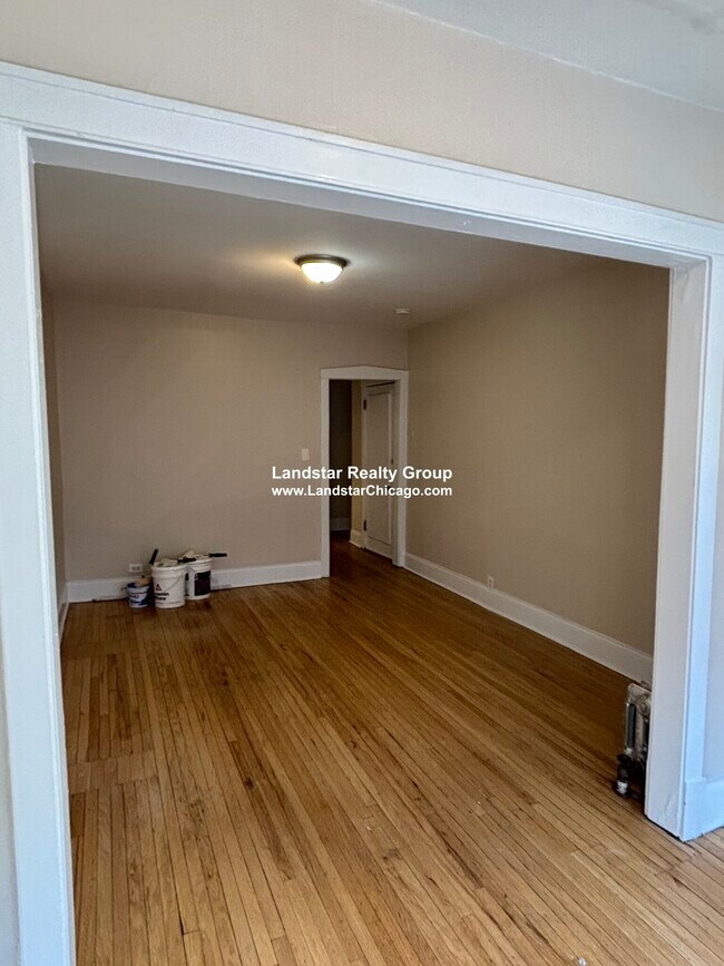 Foto del edificio - 552 Elmwood Ave