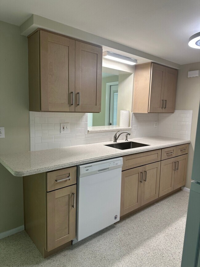 Foto del edificio - 5132 Overton Dr