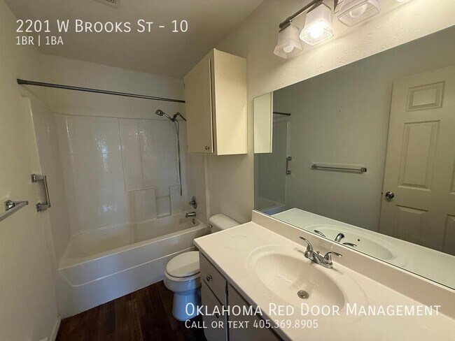 Foto del edificio - 2201 W Brooks St