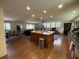 Building Photo - 15504 Hawley Pl