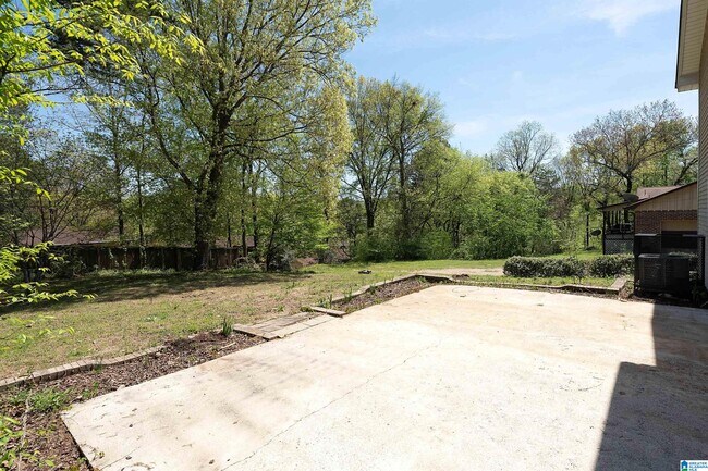 Building Photo - 9721 Bryant Ave