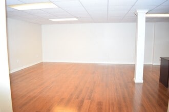 Building Photo - 3427 6th Ave NE