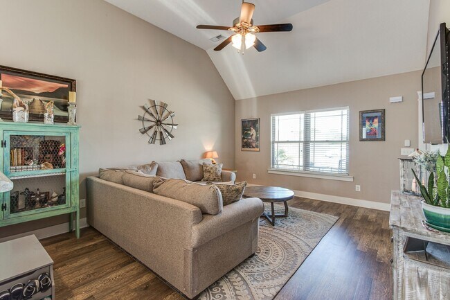 Living Room - 5448 Elkanah Ct