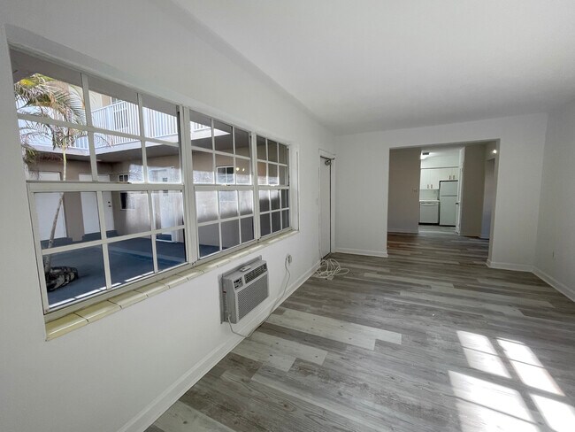 Building Photo - 6565 Santona St