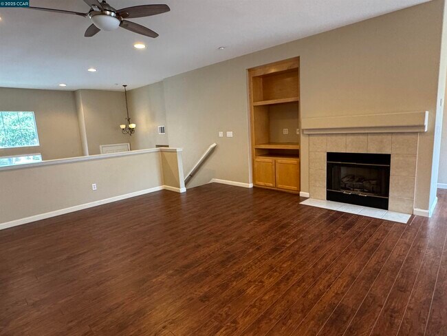 Foto del edificio - 2728 Ashwell Ln